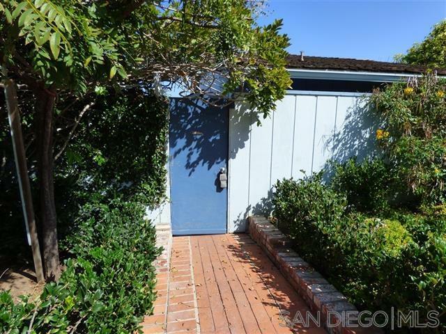 Property Photo:  7982 Roseland Dr  CA 92037 