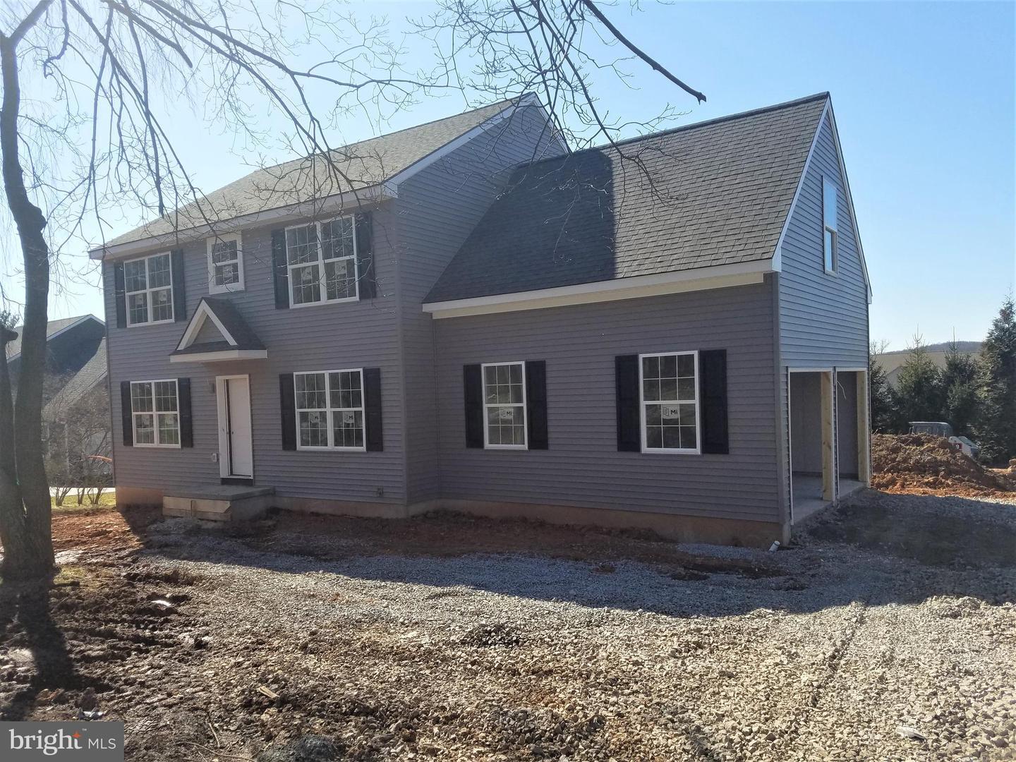 Property Photo: 346 W Swartzville Road PA 17569