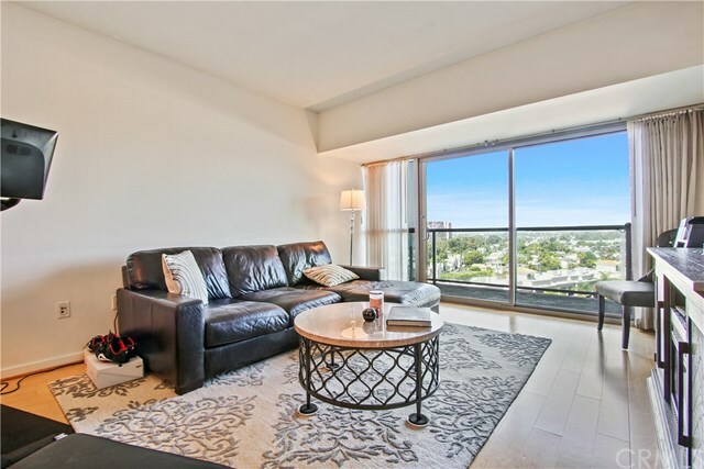 Property Photo:  13700 Marina Pointe Drive 910  CA 90292 