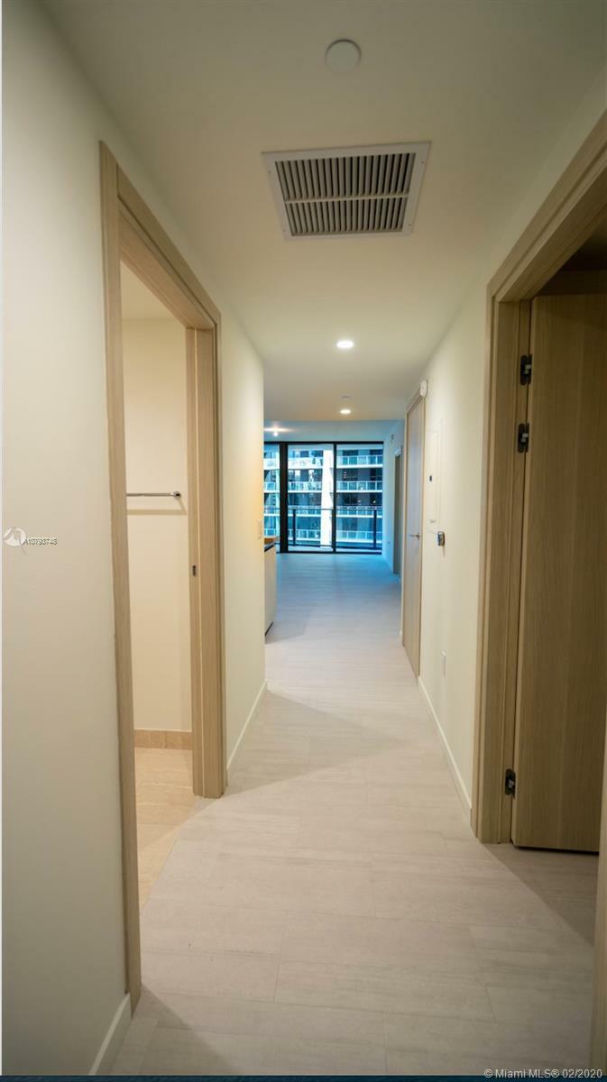 Property Photo:  1000 Brickell Plaza 2507  FL 33131 