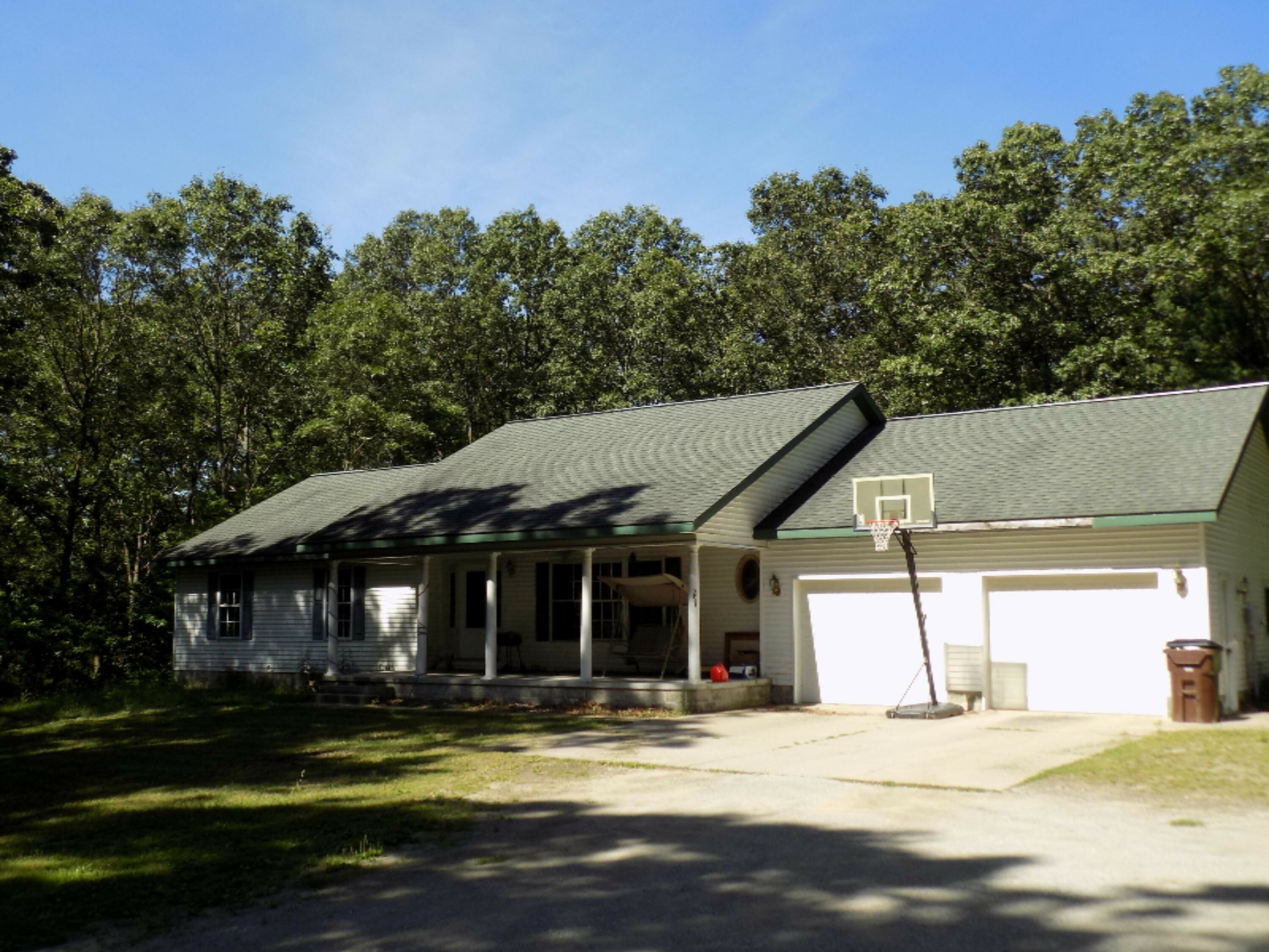 Property Photo:  291 N Sheridan Drive  MI 49442 