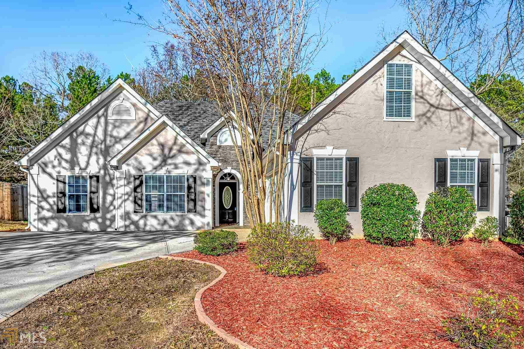 Property Photo: 105 Huntington St GA 30016