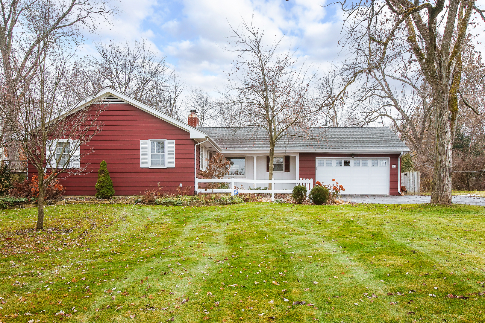 Property Photo:  245 Geneva Road  IL 60137 