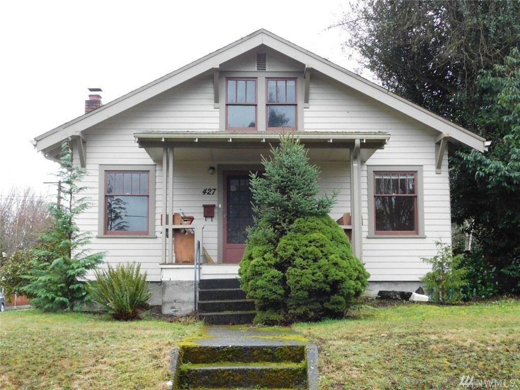 Property Photo:  427 17th Ave SE  WA 98501 