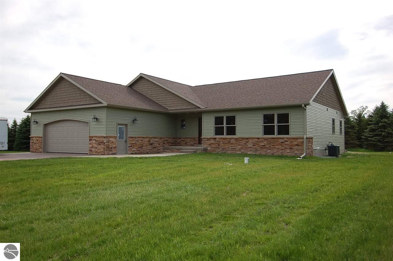 Property Photo: 5292 45 1/2 Road MI 49601