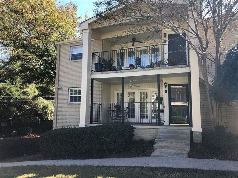 Property Photo: 311 Peachtree Hills Avenue NE 16A 30305