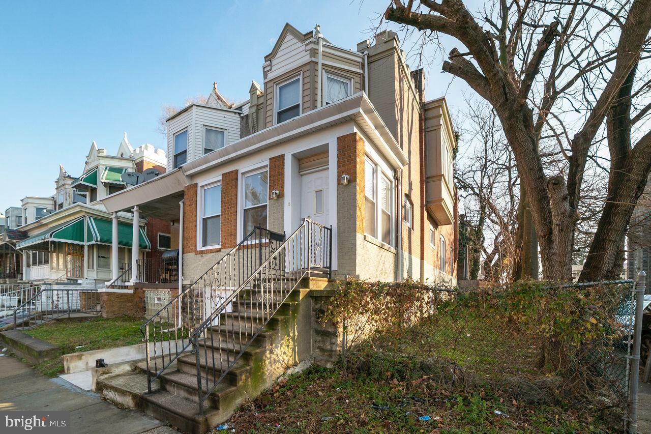 Property Photo: 5001 N Warnock Street PA 19141