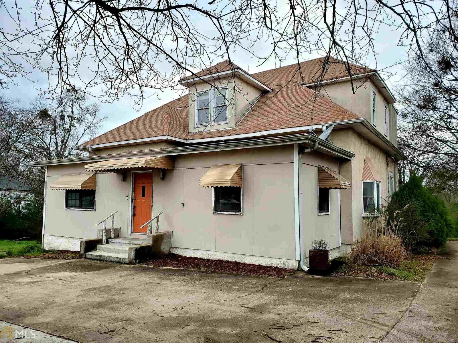 Property Photo:  6905 W Strickland St  GA 30134 