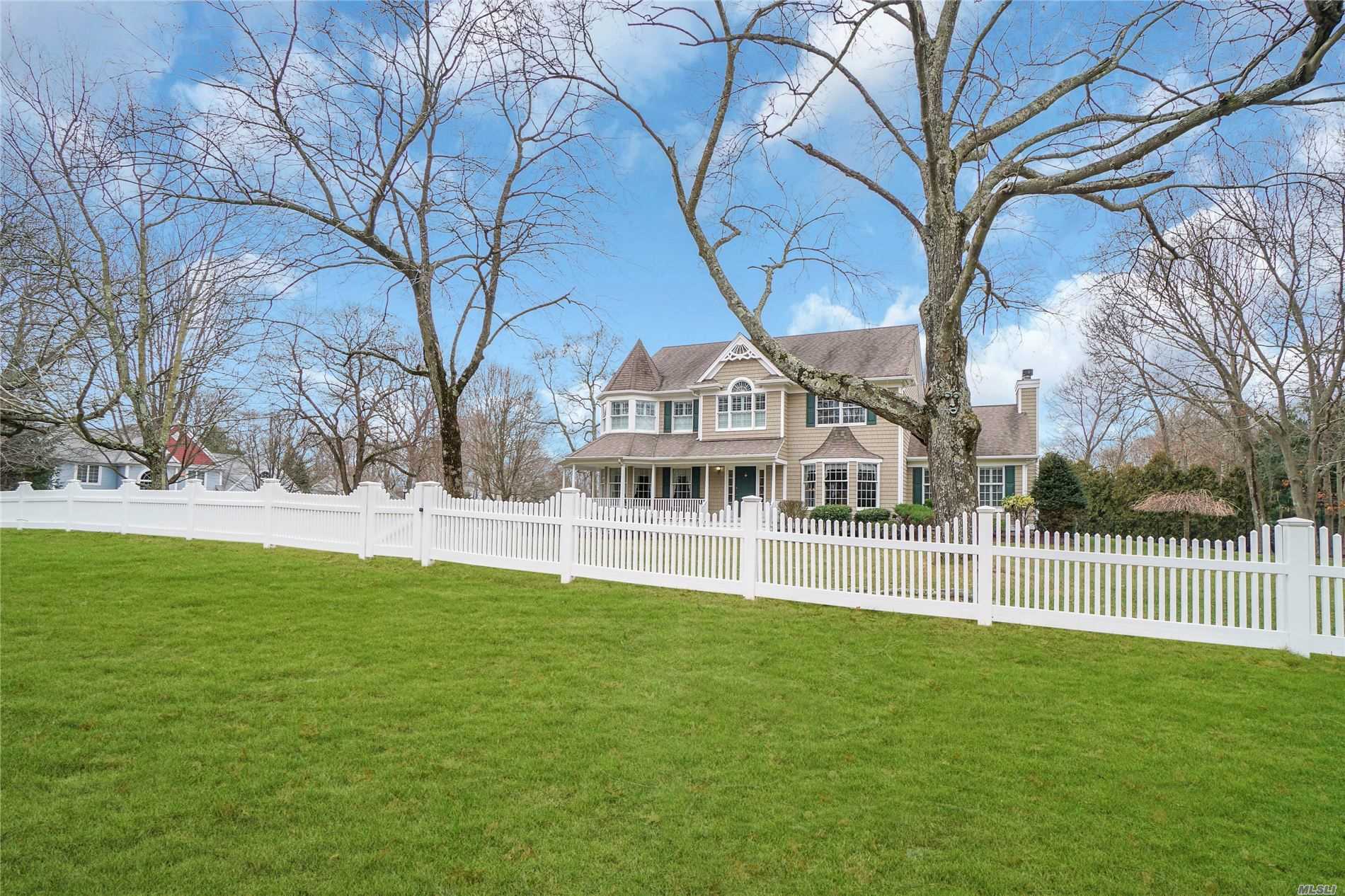 Property Photo:  1 White Pine Court  NY 11787 