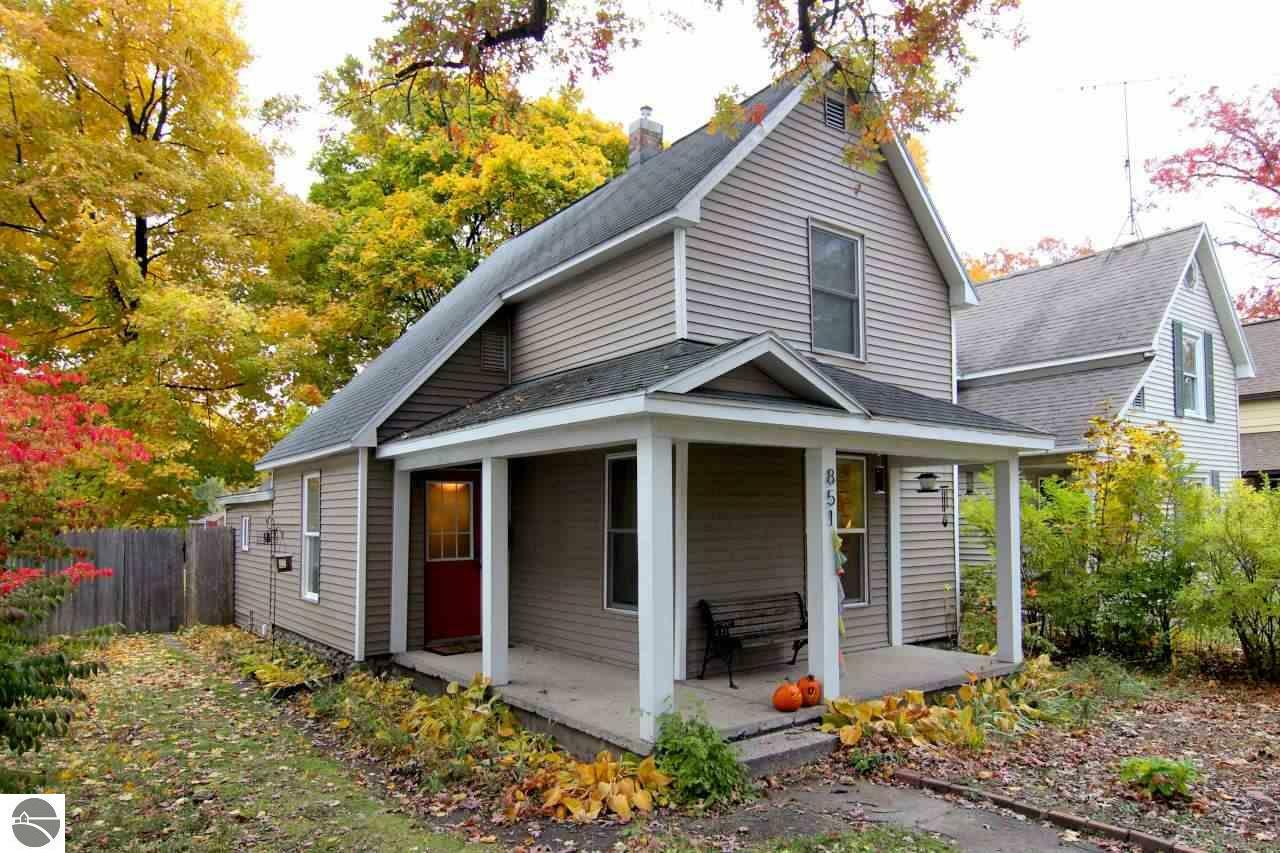 Property Photo: 851 E Eighth Street MI 49686