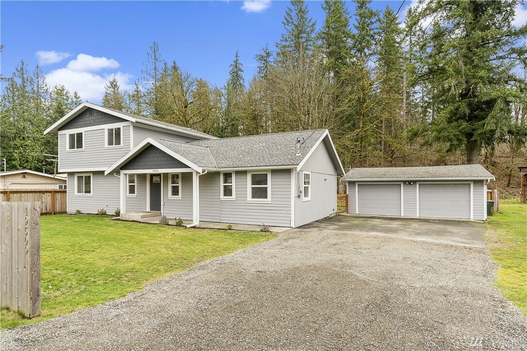 Property Photo:  19509 SE Covington Sawyer Rd  WA 98042 