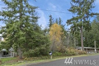 Property Photo:  12488 Paul Dr  WA 98346 