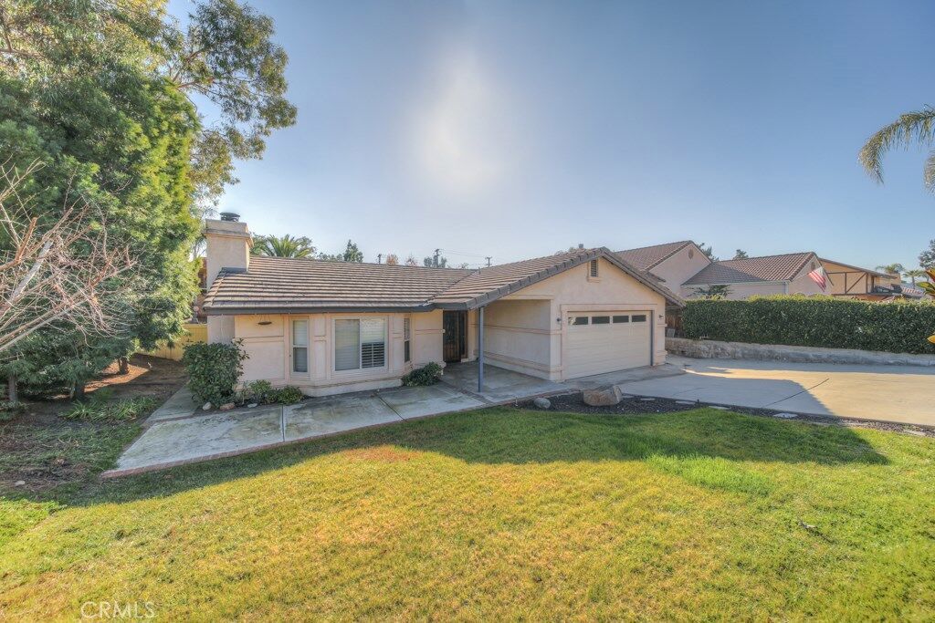 Property Photo:  30881 Burning Tree Drive  CA 92587 