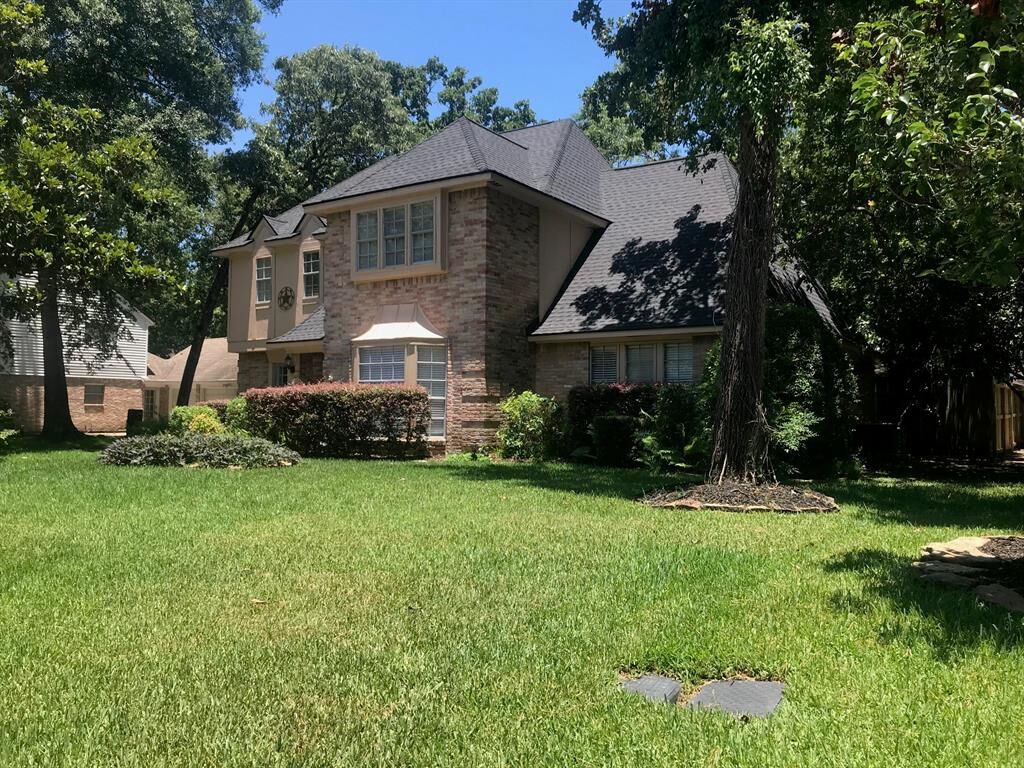 Property Photo: 3611 Highgreen Drive TX 77339