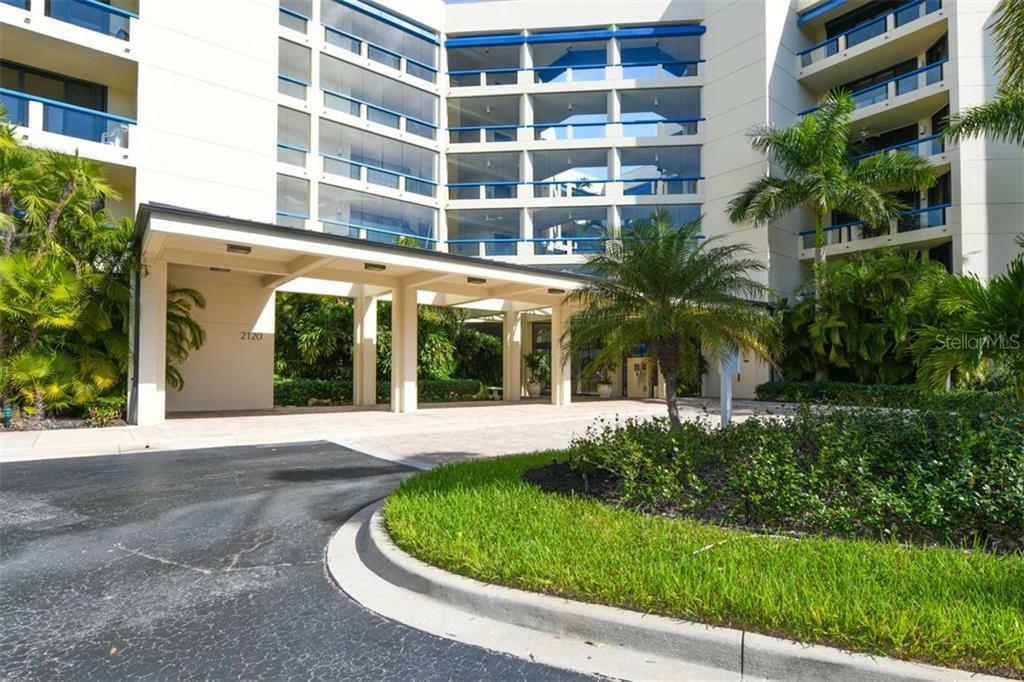 Property Photo:  2120 Harbourside Drive 656  FL 34228 