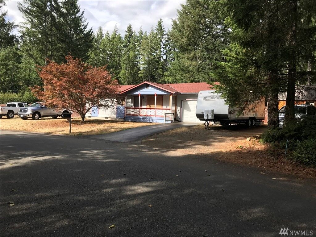 Property Photo:  2813 SE Lela Lane  WA 98367 