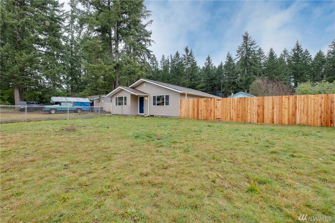 Property Photo: 11647 Fry Ave SW WA 98367