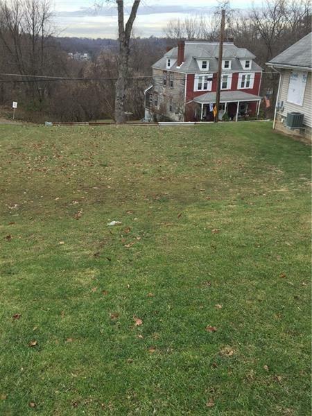 Property Photo:  3473 McRoberts Rd  PA 15234 