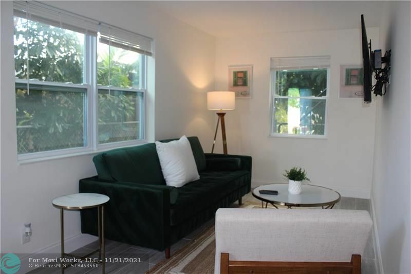 Property Photo:  4312 Seagrape Dr 2  FL 33308 