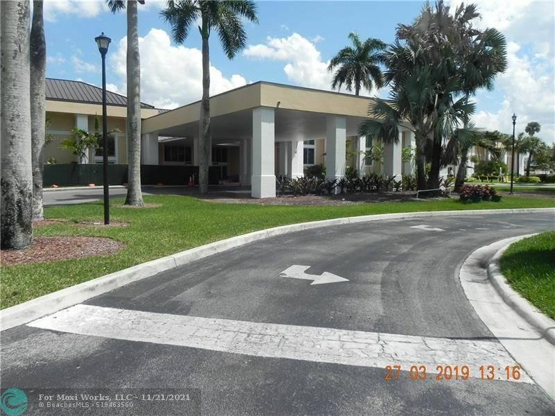 9401 S Belfort Cir 106  Tamarac FL 33321 photo