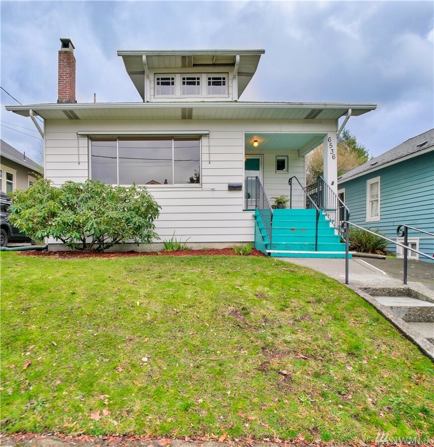 Property Photo:  6536 Cleopatra Place NW  WA 98117 