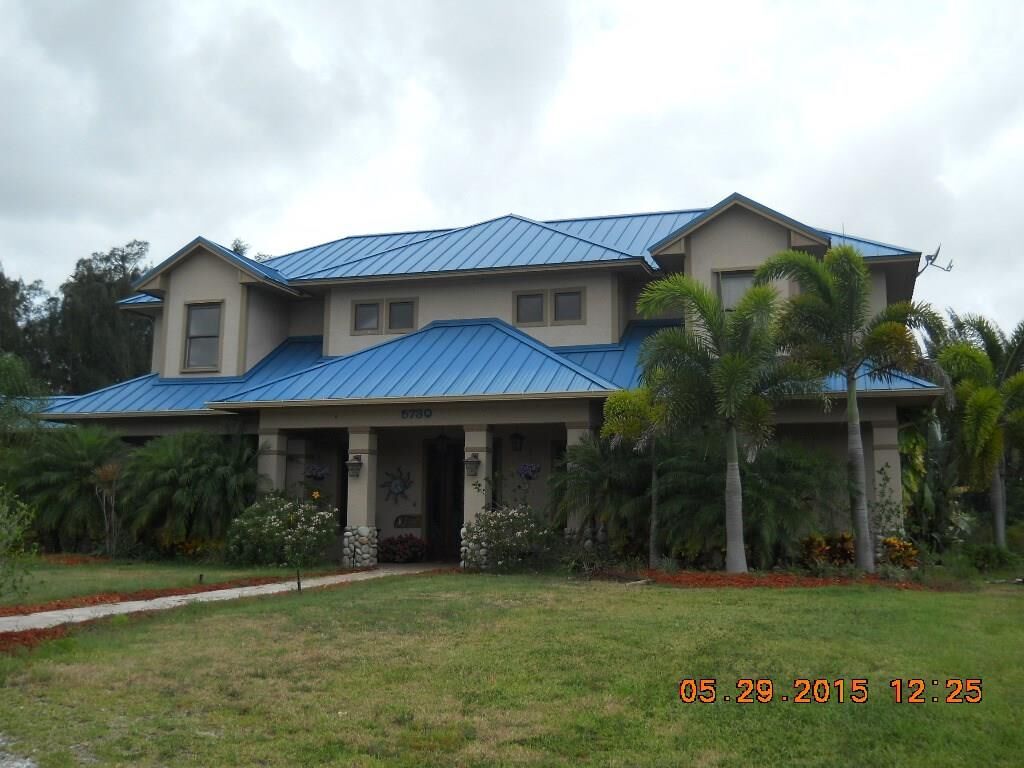 Property Photo: 5730 23rd Street SW FL 32968