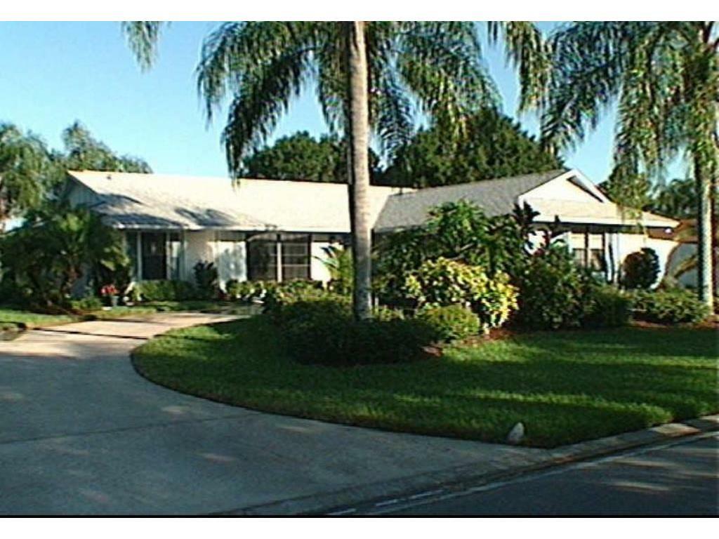 895 29th Court  Vero Beach FL 32960 photo