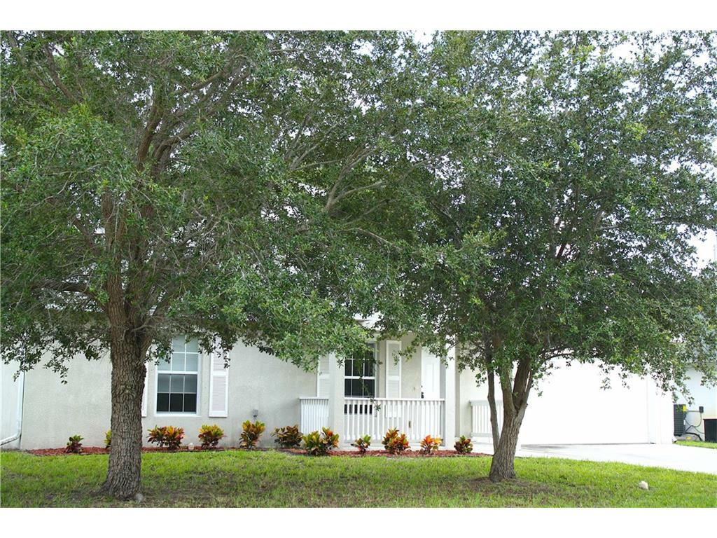 Property Photo:  2020 4th Avenue SW  FL 32962 