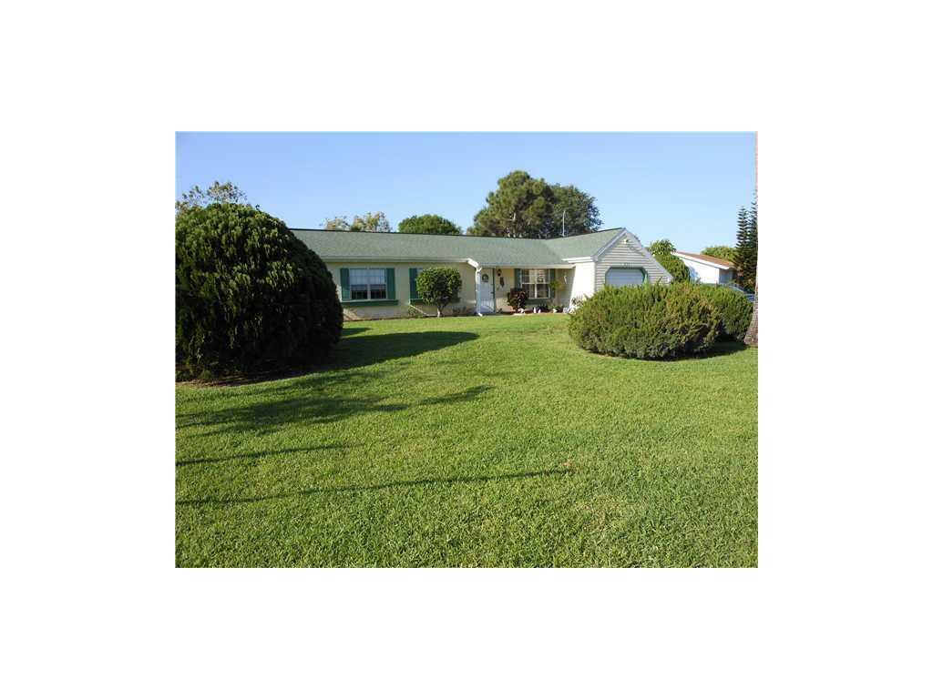 Property Photo:  671 Highland Drive SW  FL 32962 