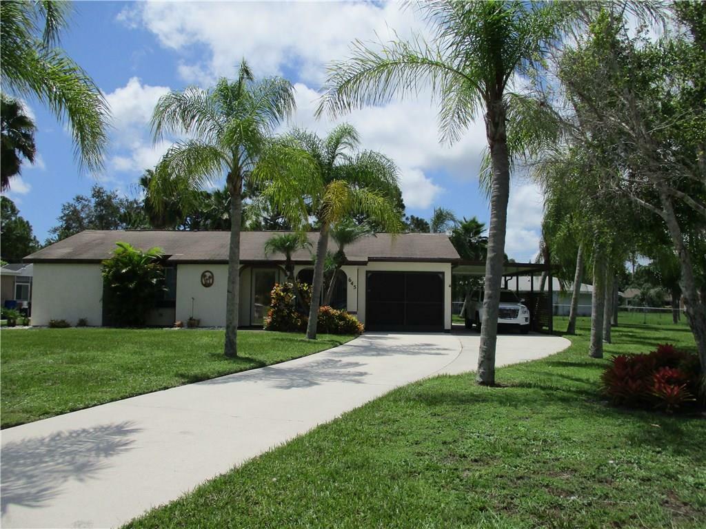 645 24th Street SW  Vero Beach FL 32962 photo