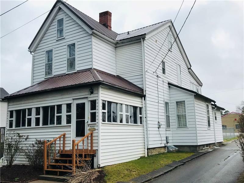 Property Photo:  705 N 7th St  PA 15613 