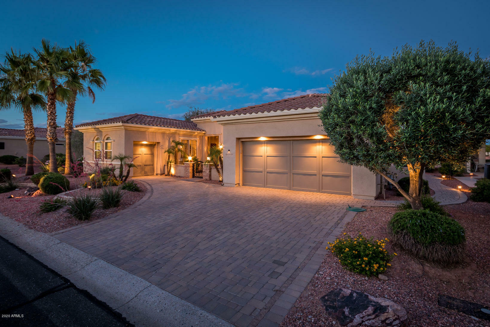 Property Photo:  22523 N Galicia Drive  AZ 85375 