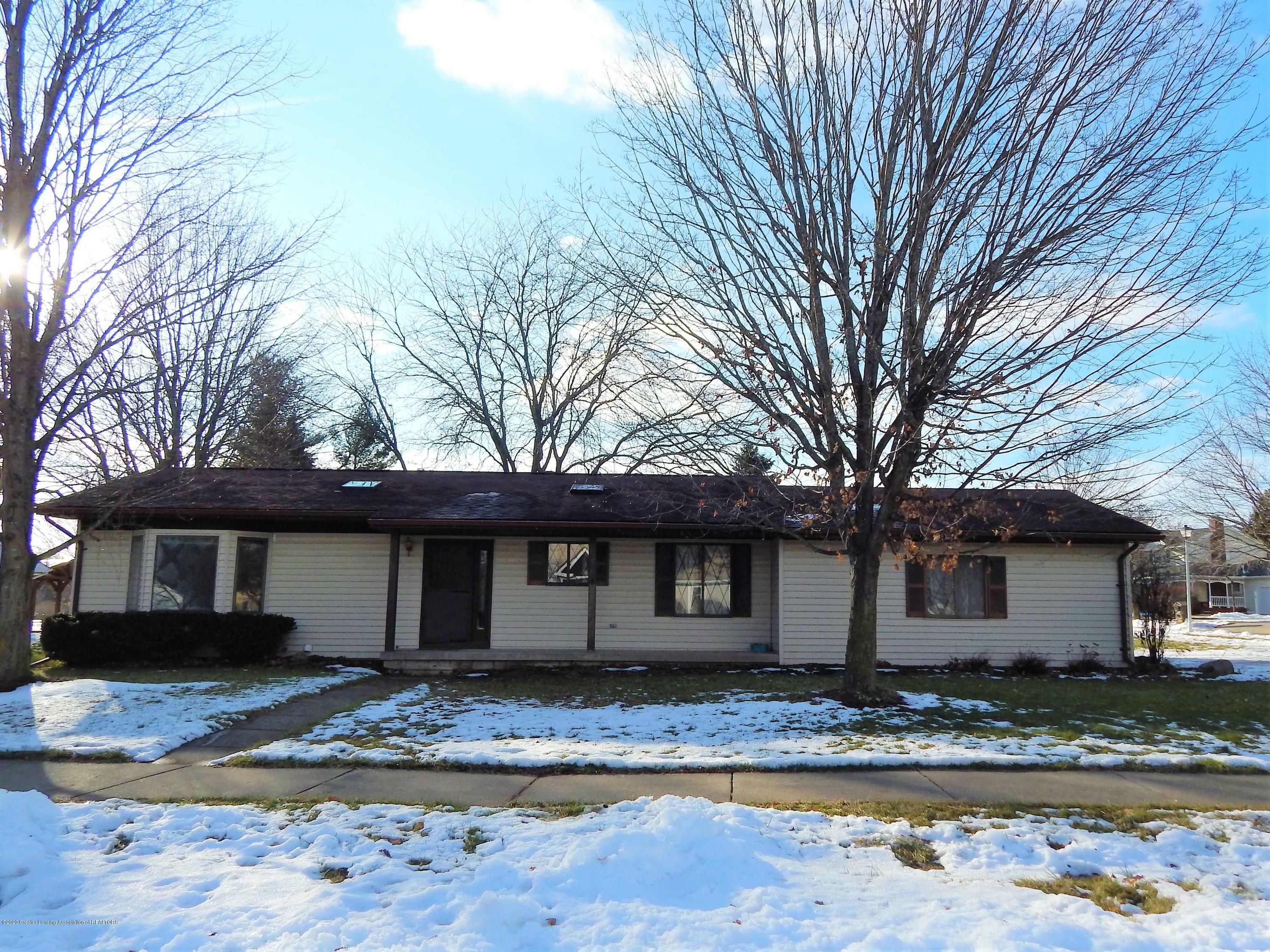 Property Photo:  507 Manchester Drive  MI 48820 