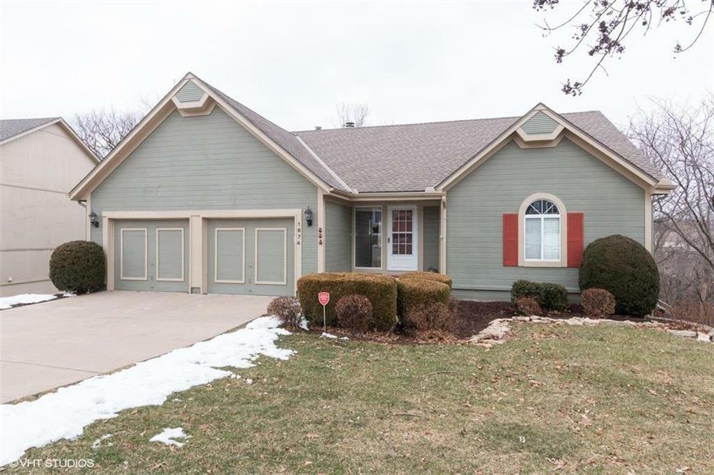 Property Photo:  1674 N Hunter Drive  KS 66061 