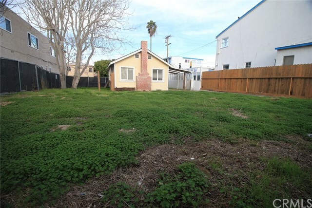 Property Photo:  1315 Ocean Avenue  CA 90740 