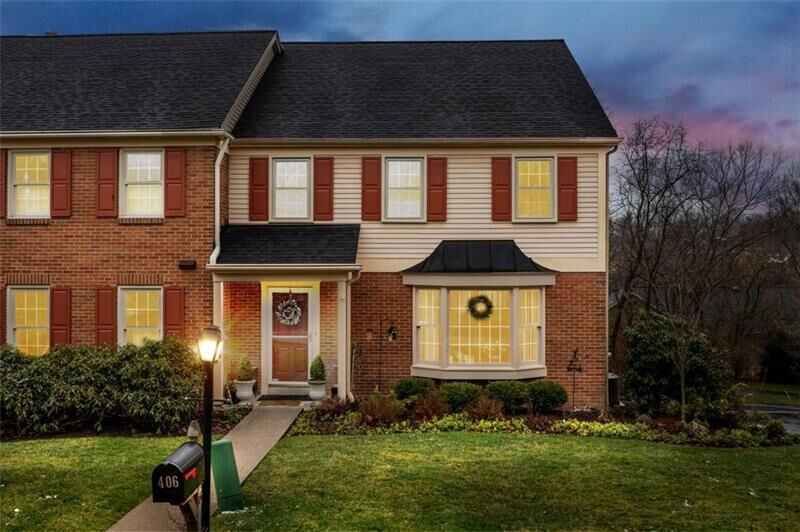 Property Photo:  406 Hickory Court  PA 15238 