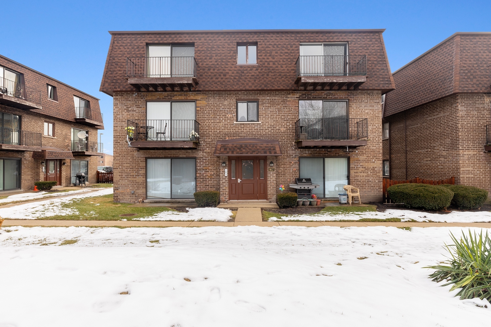 Property Photo:  9817 Bianco Terrace F  IL 60016 