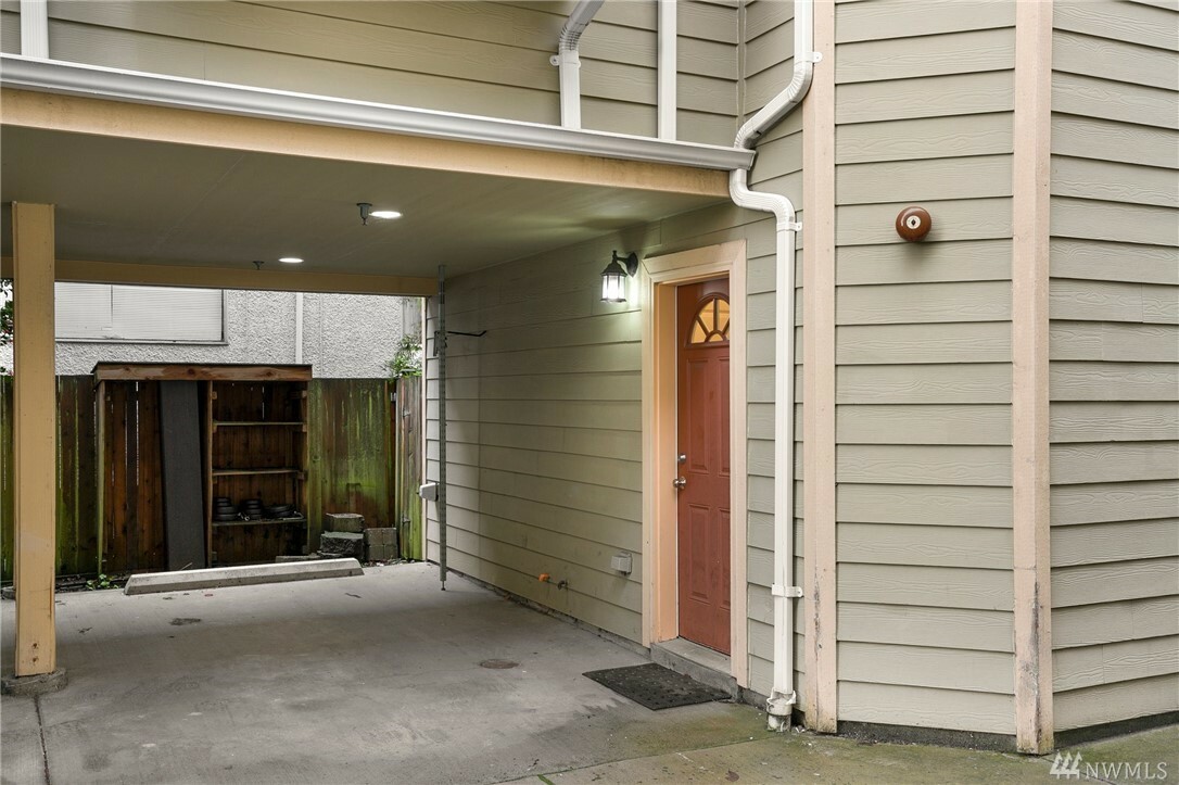 Property Photo:  8807 Delridge Wy SW A  WA 98106 