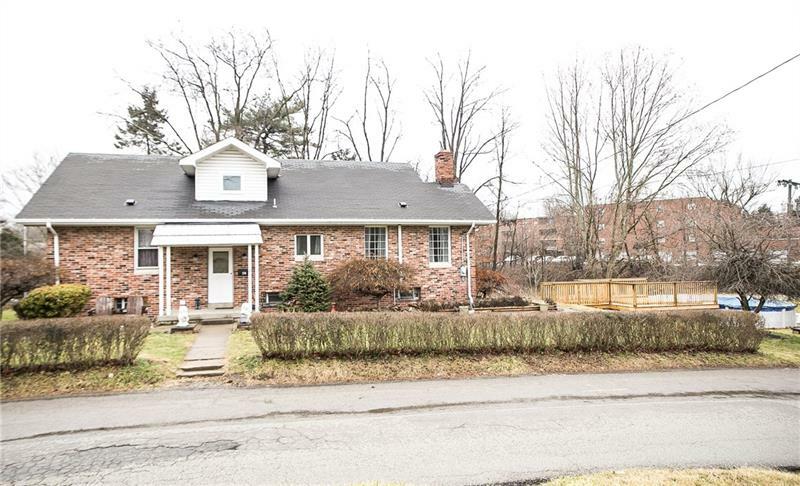 Property Photo:  104 Willow St  PA 15068 