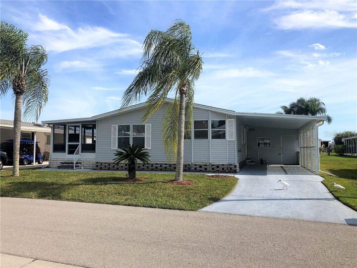 Property Photo: 564 Portside Drive FL 34287