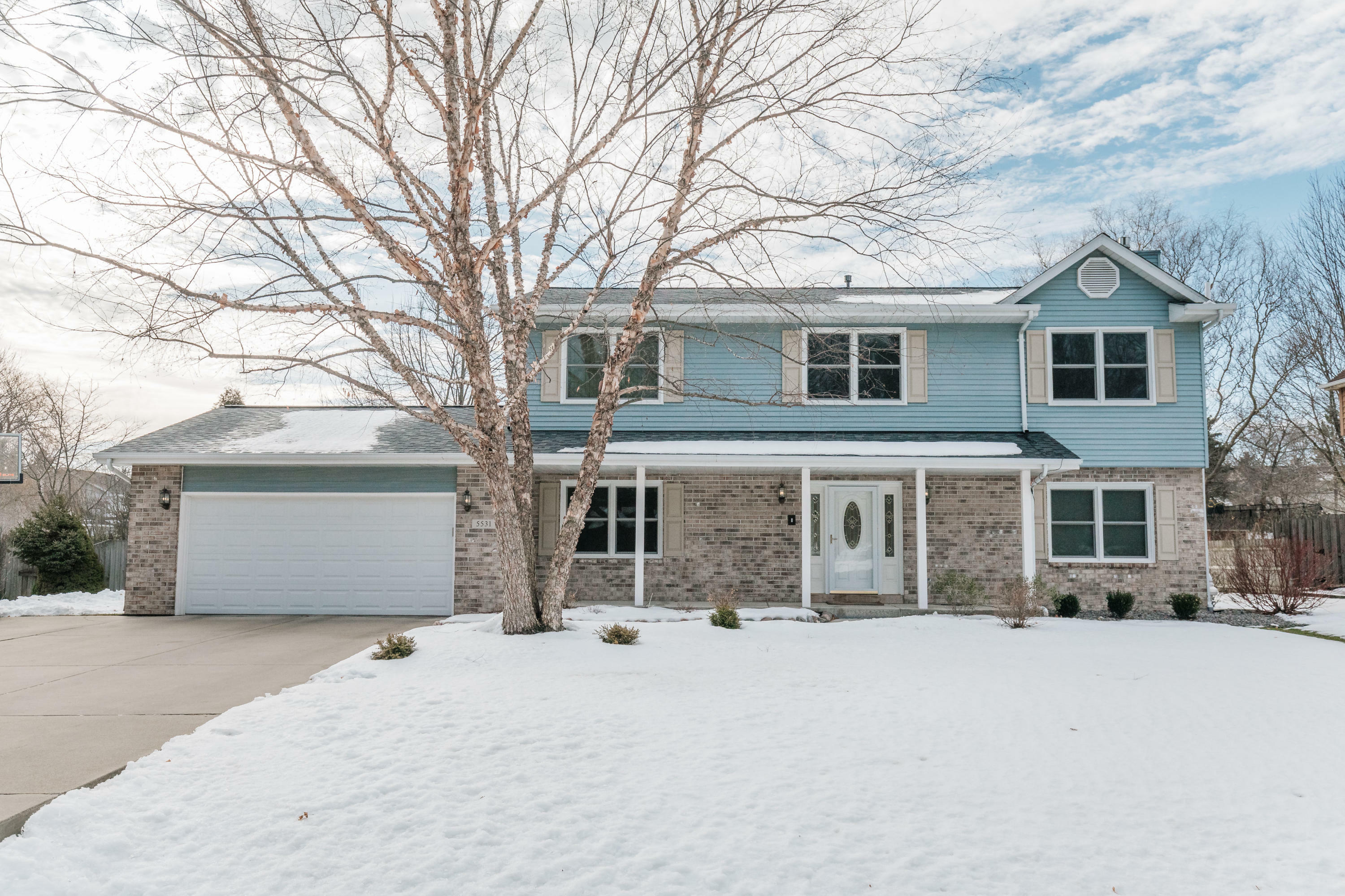 Property Photo: 5531 Deerfield Rd WI 53406