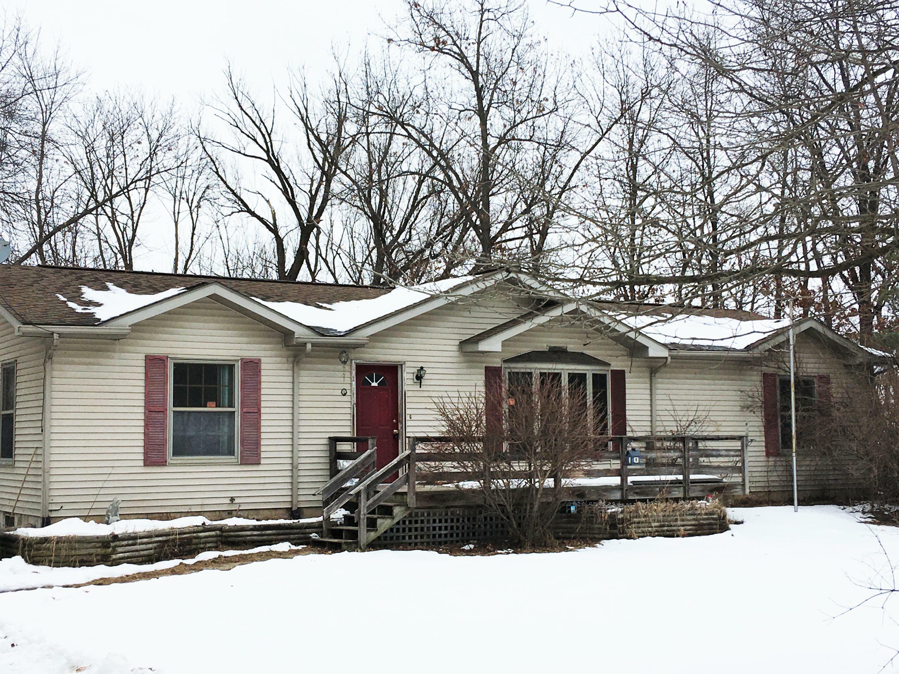 Property Photo:  1023 E Lakeside Dr  WI 53534 