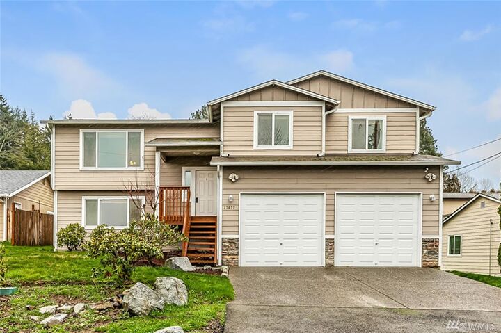 17022  105th Avenue SE  Renton WA 98055 photo