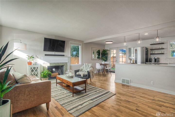 Property Photo: 647 N Howard Street WA 98406