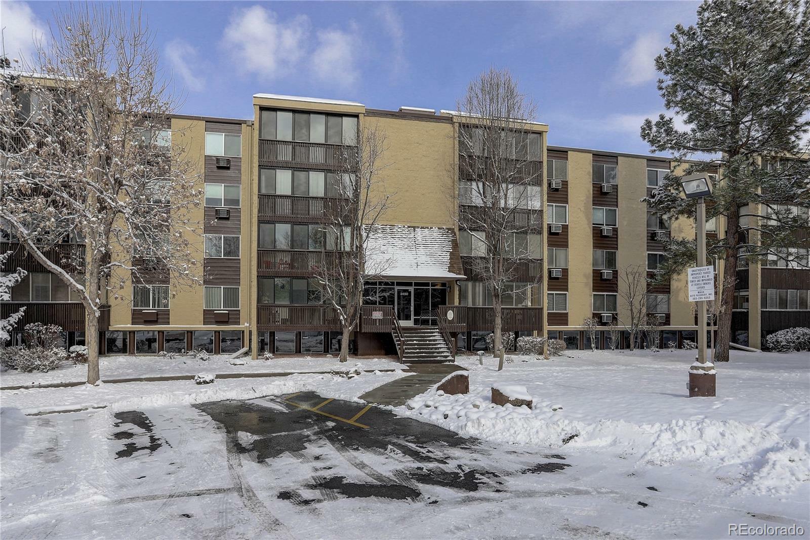 Property Photo: 3450 S Poplar Street 302 CO 80224