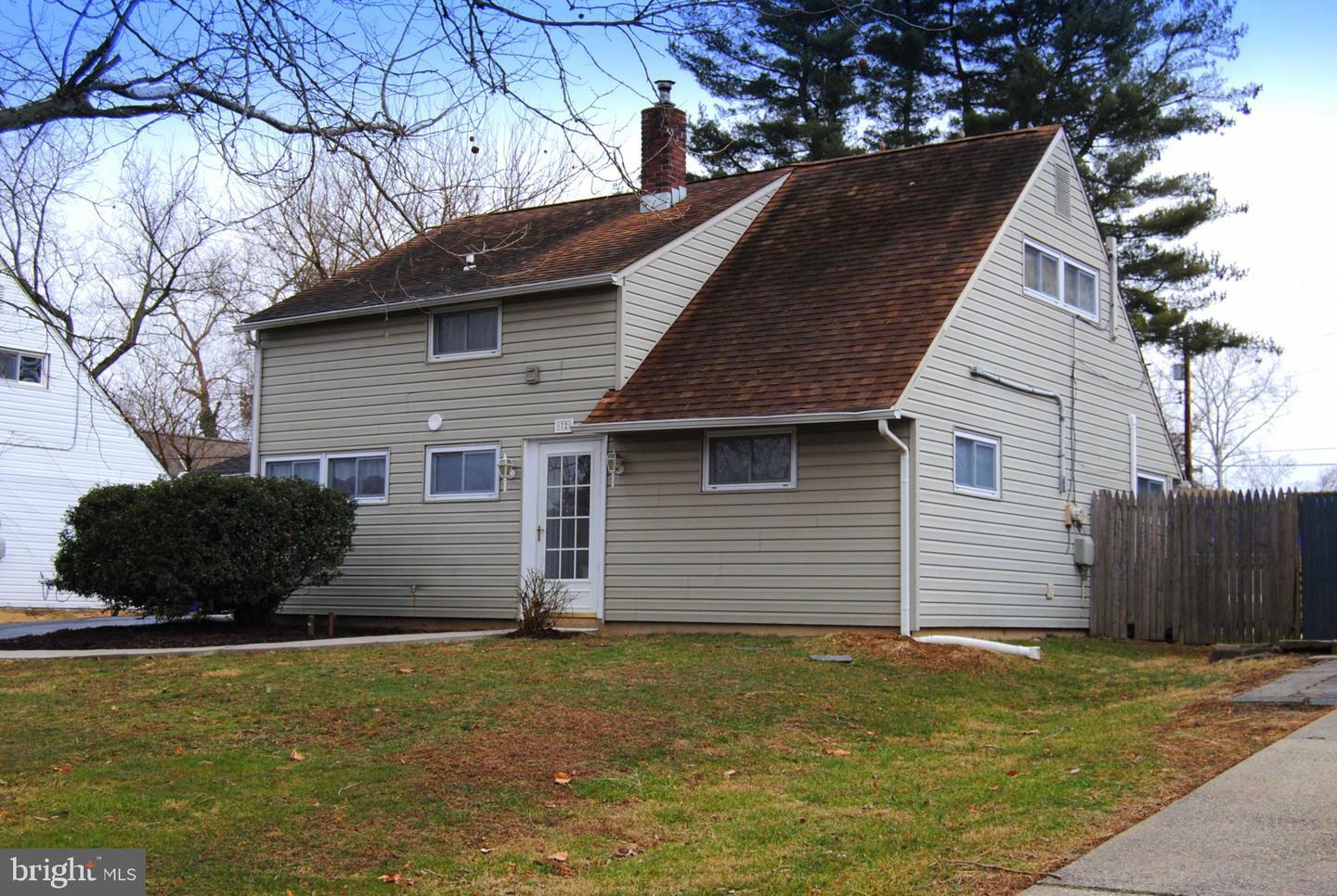 Property Photo:  72 Ivy Hill Road  PA 19057 
