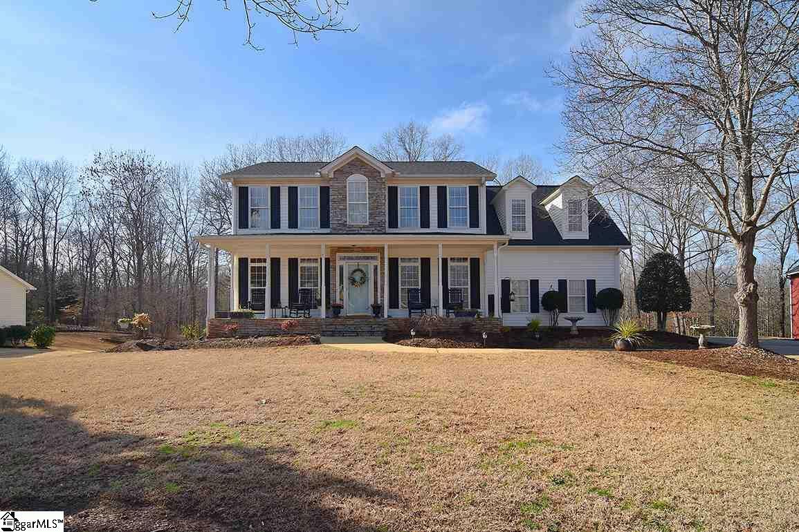 Property Photo:  407 Winding Oak Drive  SC 29388-8015 