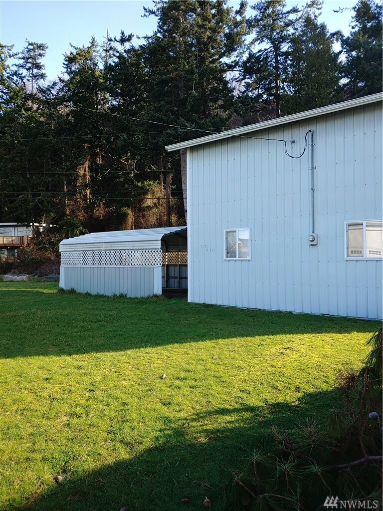 Property Photo:  3575 Shell St  WA 98253 