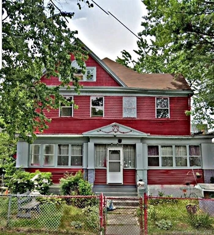 Property Photo:  85 Oakland Terrace  CT 06112 