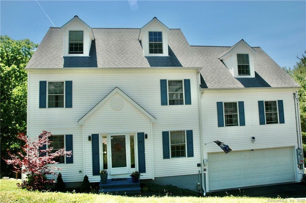 Property Photo:  27 Tarrywile Lake Road  CT 06810 